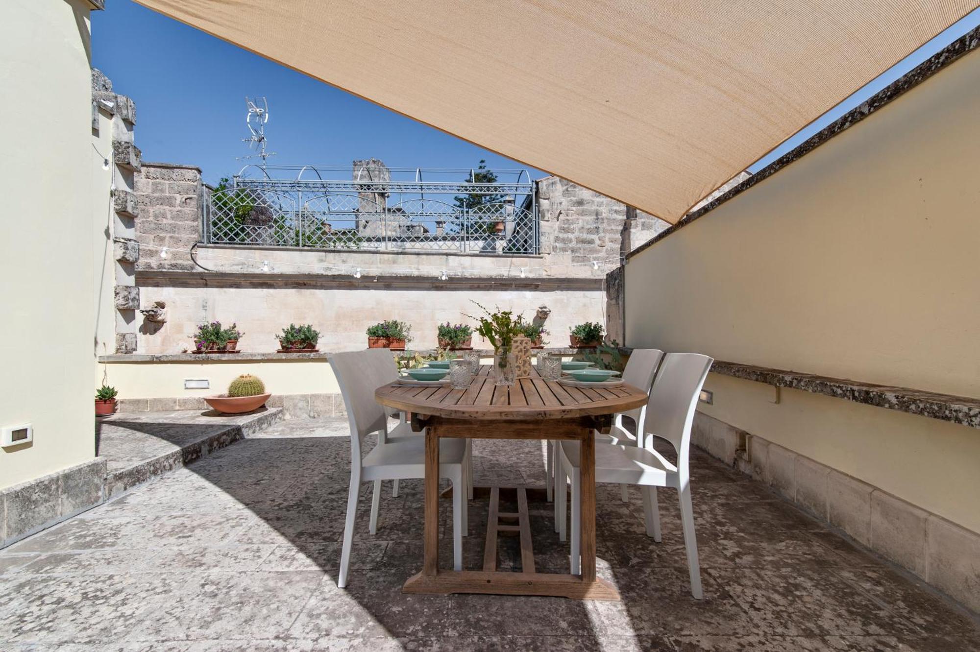 Terrazza Cavallerizza Lejlighed Lecce Eksteriør billede